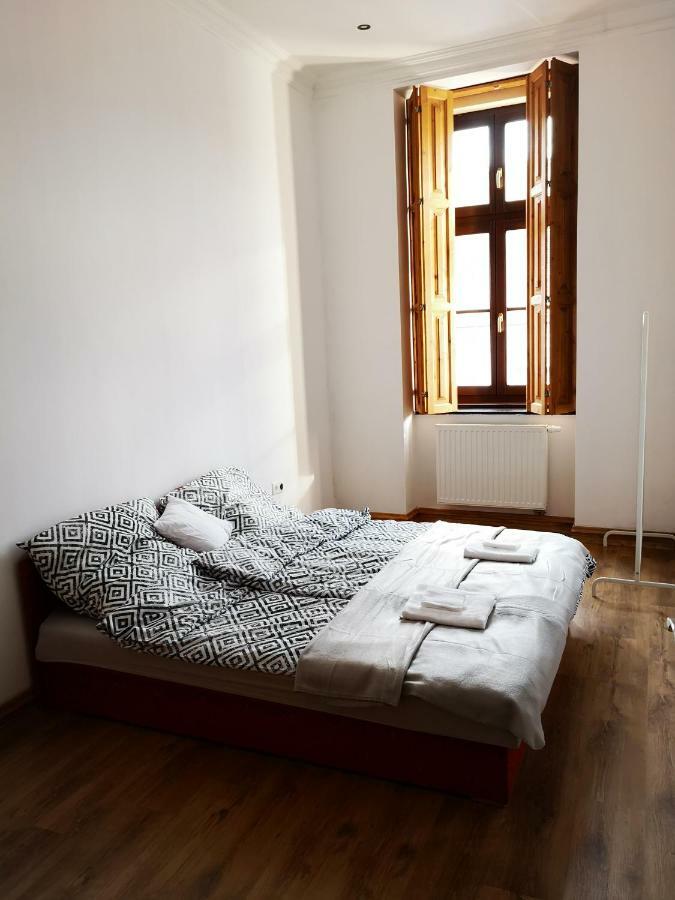King 38-1 Apartman Leilighet Pécs Eksteriør bilde
